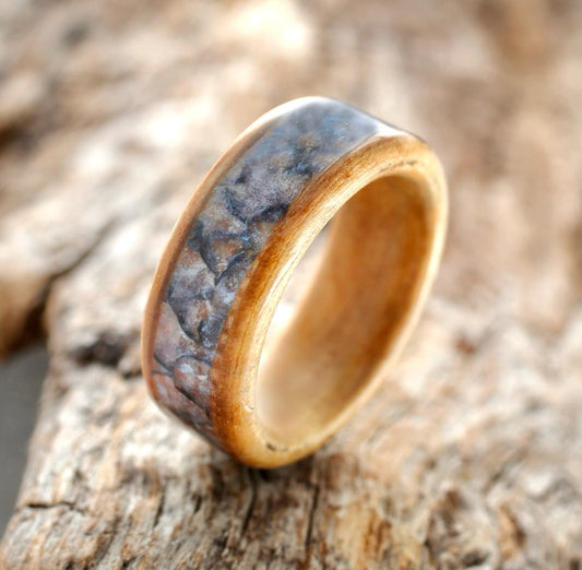 Salmon wood ring